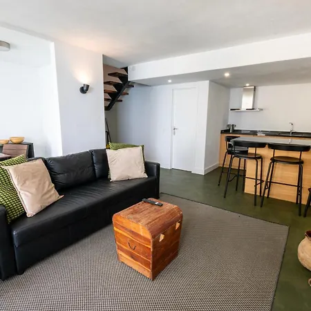 Apartment Sobre Del Mar