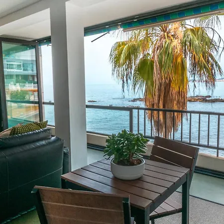 Apartment Sobre Del Mar *