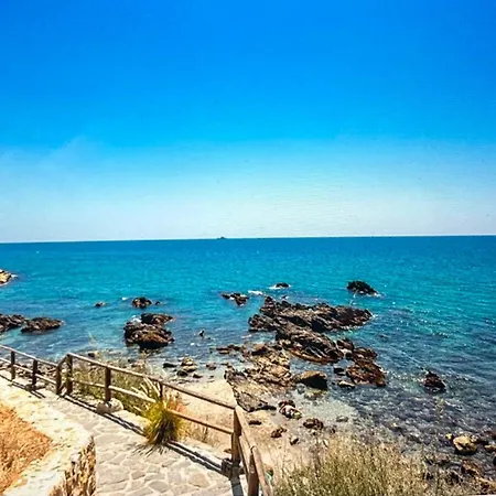 Sobre Del Mar